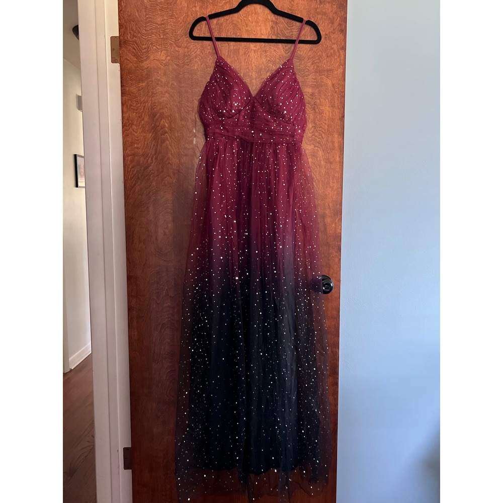 NEW LUVISTRUE Maxi Dress Women L Burgundy Black Ombre Glitter Tulle Formal Gown